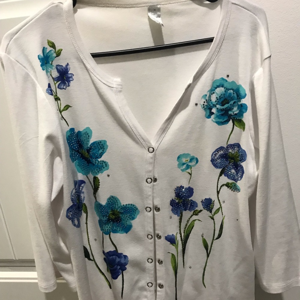 Cute little overshirt with blue flowers